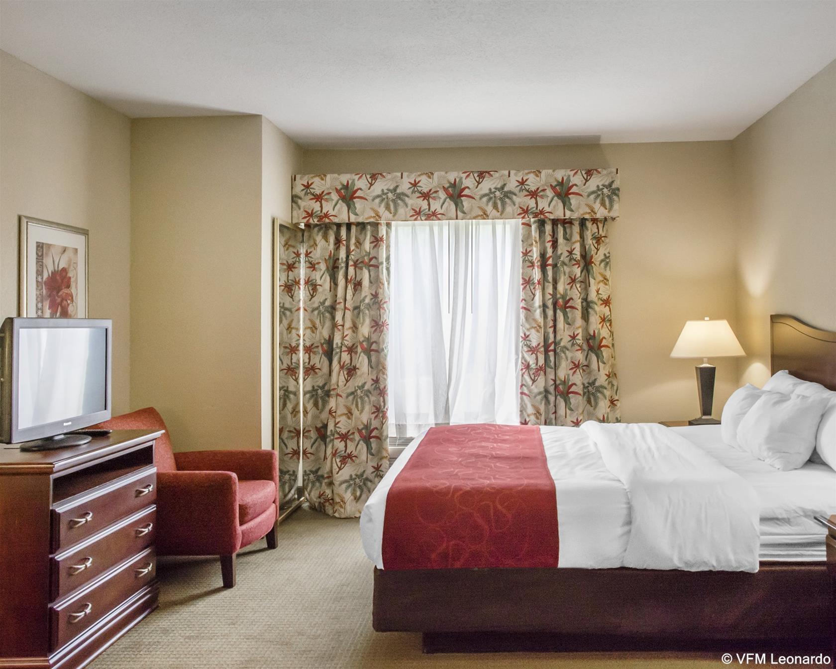 Comfort Suites Dayton-Wright Patterson Екстер'єр фото
